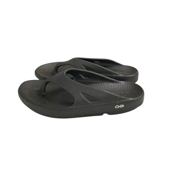 OOFOS – Unisex OOriginal – Post Exercise Active Sport Recovery Thong Sandal - Picture 2 of 12
